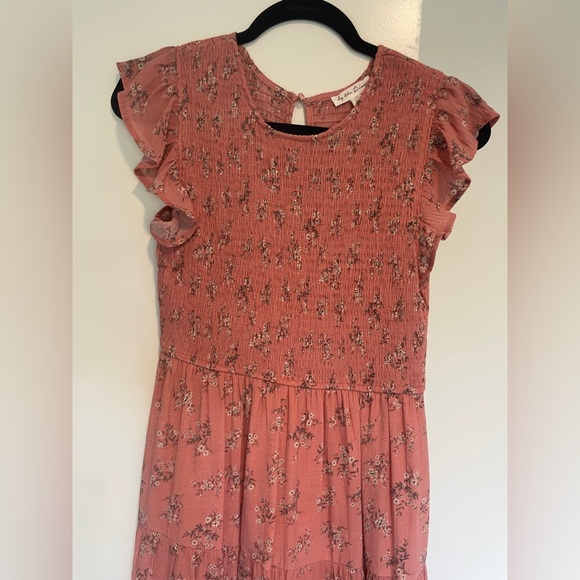 By The River Pink Floral midi dress- size medium - Picture 3 of 9